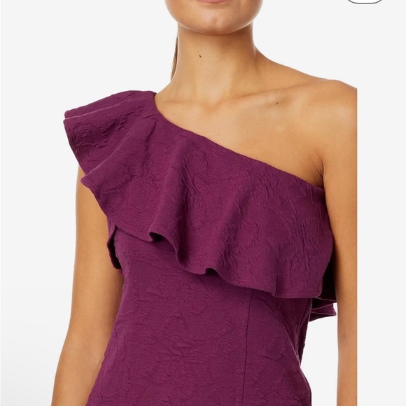 Lilly Pulitzer Bordeaux One-Shoulder Dress - Picture 2 of 5